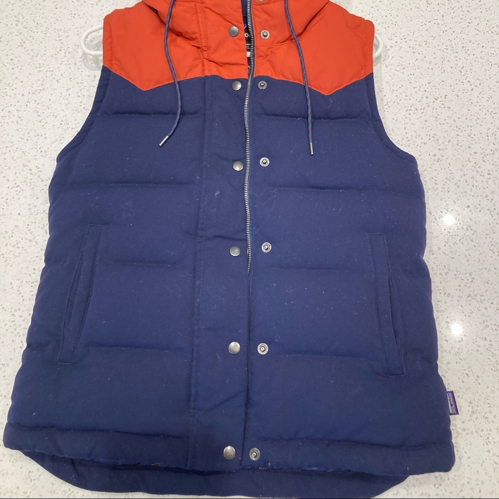 Patagonia hooded vest - women’s
